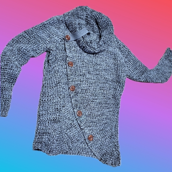 Elegant Gray Cowl Neck Women's Sweater - Picture 5 of 12